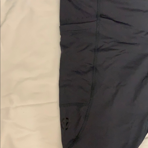 Virus crop gym leggings - Picture 2 of 4